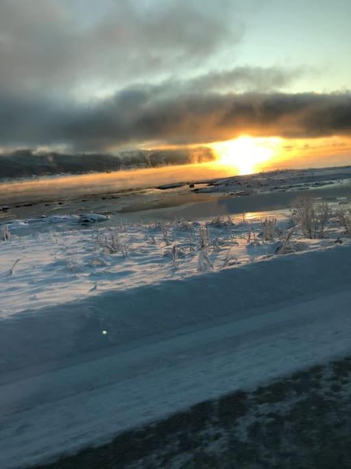 Trivelig Fritidshus Pa Arnes, Senja Straumstad 외부 사진